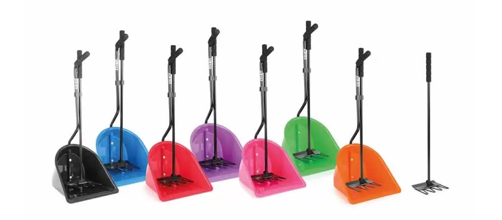 Shires Manure Scoop Set 4 Shires Manure Scoop Set - Image 2