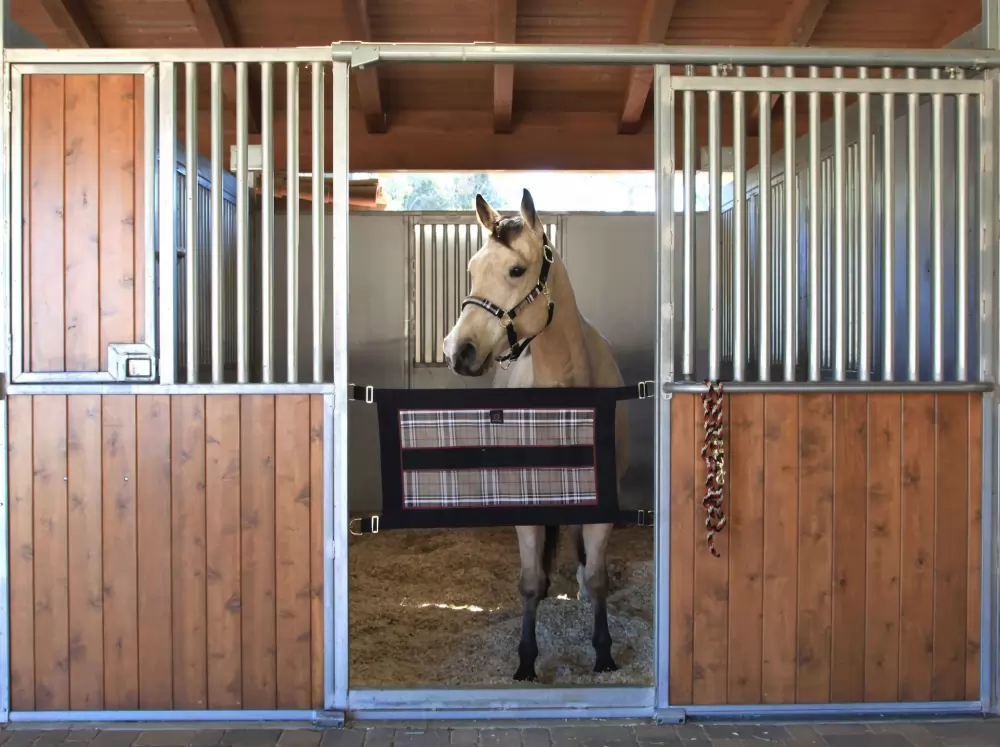 Kensington Stall Guard With Hardware 11 Kensington Stall Guard With Hardware - Image 9