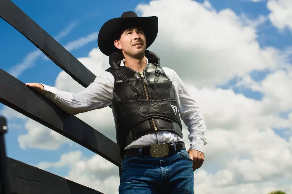 Phoenix Finalist Leather Protective Rodeo Vest 5 Phoenix Finalist Leather Protective Rodeo Vest - Image 3