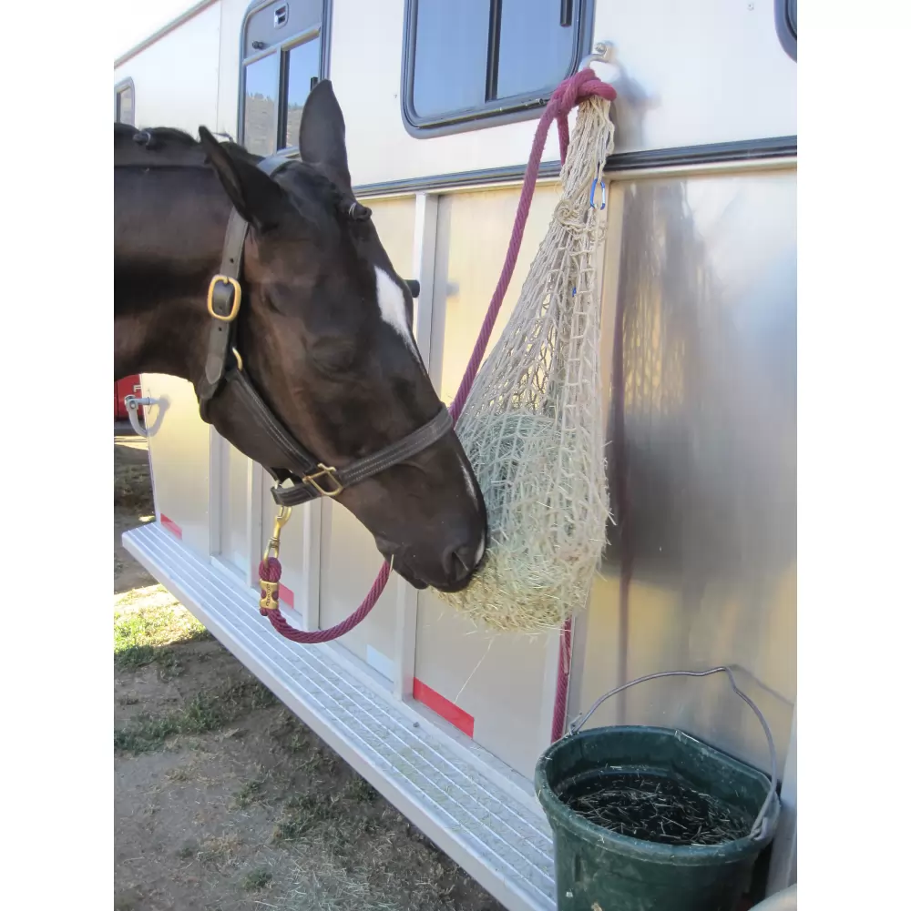 Freedom Feeder Trailer/Mini 1 Very Slow Feeding Net 3 Freedom Feeder Trailer/Mini 1 Very Slow Feeding Net