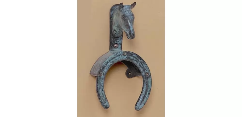 Horse Fare Horsehead With Horseshoe Bridle Holder 3 Horse Fare Horsehead With Horseshoe Bridle Holder